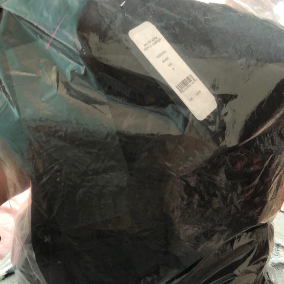 HALTER ASYM RUFFLE JUMPSUIT - Picture 9 of 9